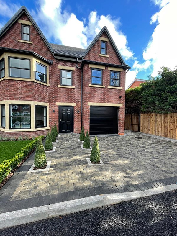 This is a granite drive using Tobermore blocks